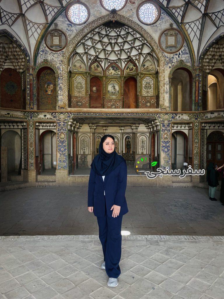 مهدیه مذنبی راهنمای رسمی میراث فرهنگی در کاشان