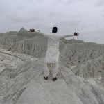 حمید بلوچ لیدر محلی چابهار با خودرو