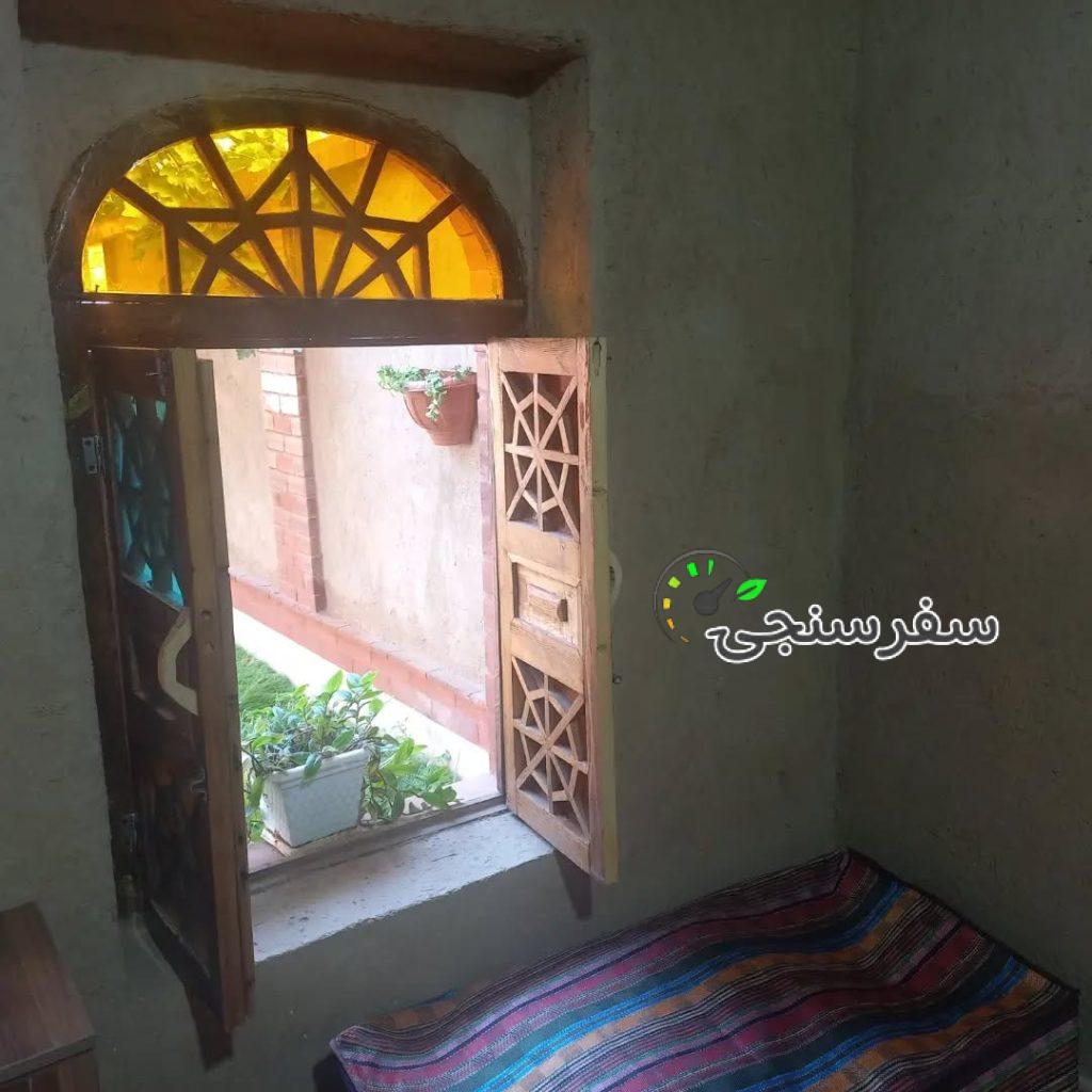 اقامتگاه بومگردی پارسه گاد در شیراز/