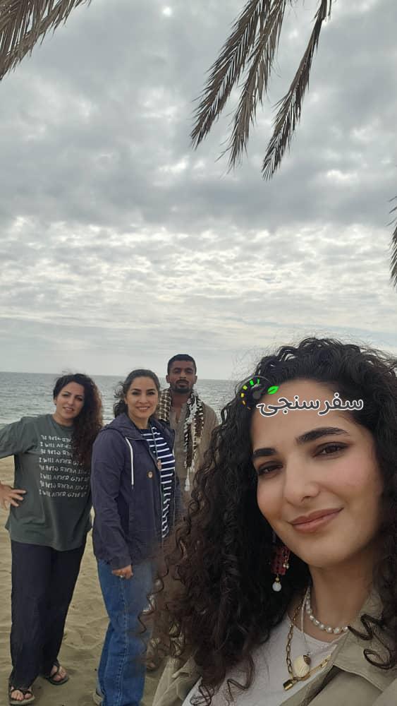 لیدر محلی همراه ماشین در چابهار