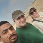 لیدر محلی همراه ماشین در چابهار