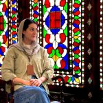 مریم نوری اجاره خودرو با لیدر محلی اسپانیایی زبان در اصفهان